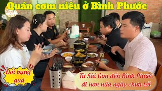 Thuỳ Kim Khiết & Khương Dừa đi thăm mẹ con ở chòi dột 2tr, đi xa kẹt xe ghé quán cơm niêu ven đường.