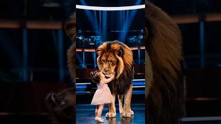 koi jaye to le aaye 🤯Elon musk Magic #americagottalent_#elonmusk  #america#magic#shorts #ytshorts