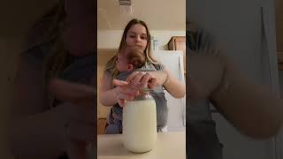 Pumping tips for nursing moms #plutotvisfree #pumpingmom #pumping