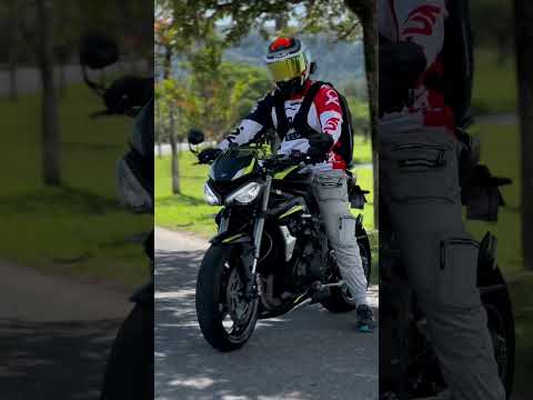 Triumph Street Triple 765RS #triumph #streettriple765rs #exhaust #hjchelmets #cardosystems #thai