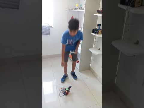 Aeroplane model using blocks