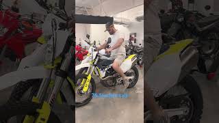 Husqvarna 701 Enduro tall rider