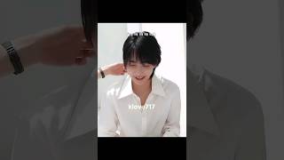 Staff pampering Jeonghan😍😊 #seventeen #kpop #kpopedits #kpopgroup #jeonghan