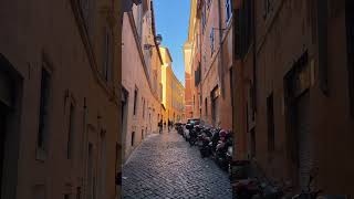 Walking in Rome🍇 #shorts #rome #2023 #march2023 #travel #spring #european #italy