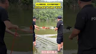 很厉害的警犬：水上救援训练中，在大鸡腿的激励下，巴万动力满满成功施救“落水者”……#警犬 #萌宠 #水上救援