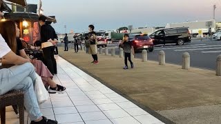 这是東名高速道路「海老名sa」服务区商店里的状况