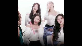 The iconic hair flip of ahn yujin✨ #ive #yujin #wonyoung #rei #gaeul #liz #leeseo