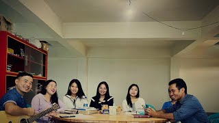 Liangmai Hiuna khombolui"/( Kadi ga Maikhatdi lungwang lon nia mak ge.
