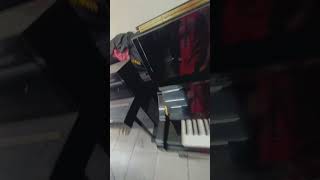 品牌及型號:YAMAHA中古鋼琴 台灣山葉 YU3 YT26萬號 二手鋼琴 原廠保固卡還在 少用少操 有緩降
