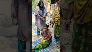 ১৮ বছর বয়স হলেও মেয়েকে ছোটদের মতই লালন পালন করছে অসহায় গর্ভধারিনী মা
