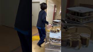 介護助手のお仕事風景(お茶運び編)  #介護老人保健施設 #ふなばし光陽 #老健 #介護助手 #縁の下の力持ち