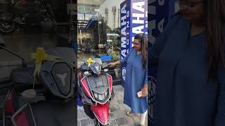 My New Scooter Delivered 🛵 #newscooter #yamaharay #yamaharayzr125hybride #happy #gift #hubby#love