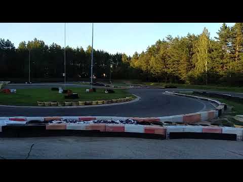Plytine cart track crash into wall 2019 sep 1
