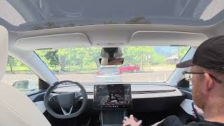 Tesla drives itself without driver for 28 minutes