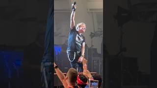 Watch Axl Rose Give Slash the Most Epic Introduction Ever!
