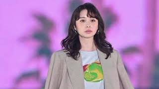 田鍋梨々花、ハイウエストショーパンからほっそり美脚際立つ【GirlsAward 2025SS】