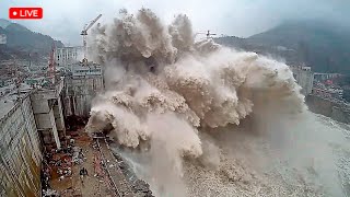 Massive Dam Collapse in Sichuan Caught on Camera — Locals Film Final Seconds