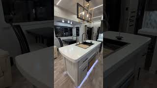2025 Regency 3721FDB | Destination RV | 3 Minute Sneak Peak #regency