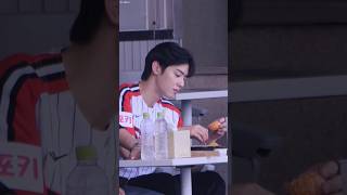 야구보면서 귤먹방 차은우 | 240811