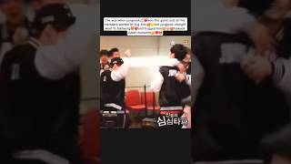 jk straight went to tae and hugged him❤️#taekook #vkook #ytshorts #taekookff #taekookforever #kimtae