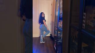 When the pants I ordered online actually fit 😇 #tryon #americaneagle #jeans