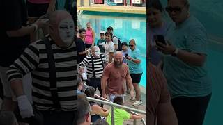 Thank God he didn’t stop 🤭🤣 Tom the mime SeaWorld #seaworldmime #funny #viralvideo #shorts #fun