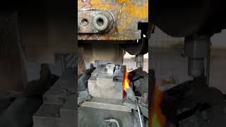 Aluminum shell hot forging process- Good tools and machinery make work easy