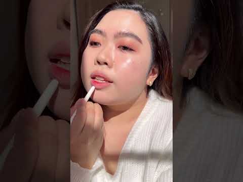 how to make lips fuller👄 #lipcombo #lipgloss #plumplips