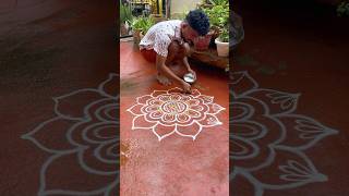 Everything is Azhagu 🕊️🌸 #rangoli #indianartkolam #rangolidesigns #muggulu #kolam #art