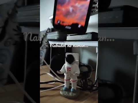 Spaceman eyeglasses holder
