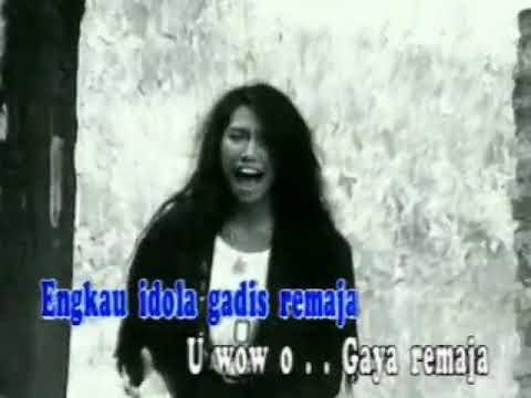 Anggun C Sasmi - Gaya Remaja