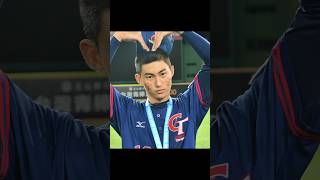 U18奪冠賽後訪問 陳世展想給慈妹簽毛巾