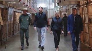 AG Pam Bondi visits Alcatraz amid Trump's proposal to reopen