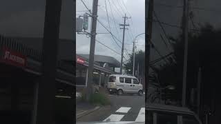 道路交通法違反#shorts #ドライブレコーダー #ドラレコ #運転 #車 #車 #あたおか #事故 #軽自動車 #パトカー #警察 #夏休み #道路交通法 #道路交通法違反