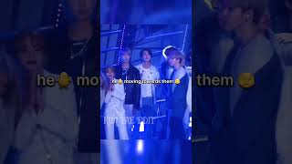 the way jimin🐥 loves😍 short heighted girls😜#bts #jimin #shorts