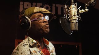 Eek A Mouse & Irie Ites - Stars, Daily News and Gleaner (Dubplate)