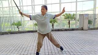 Morning training    螳螂穿林劍
