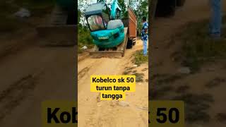 Cara excavator Kobelco SK 50 turun tanpa tangga #shorts #cara #excavator #kobelcosk50