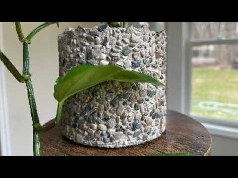How to Turn a Yogurt Cup into a Concrete Planter