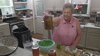 Canning Green Beans, it's gonna be good this winter, and a visit to Murphree's Market