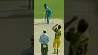 Sachin Tendulkar's Classic Century: 100 vs Aus #day66 of #100 Centuries #cricket #100runs #sachin