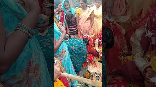 Hiro Bar Raja Ochat Bani Lage Na kehu Ke Nagariya Laga
