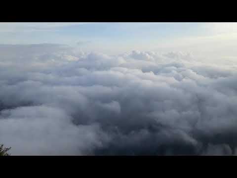 Adam's Peak- sunrise view from the top