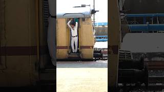 Guard on express painiting memu local train👨‍✈️#guard#trainmanager #railway #ytshorts #shyam_hembram