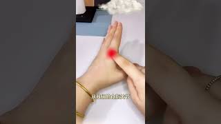 月卑胃不好的，每天推20-50次#t三伏天#每天坚持锻炼会有不一样的收获#居家锻炼#养生  内容仅供参考，如有不适请线下就医