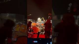 Avril Lavigne cute Love Sux Tour #avrillavigne #music #alexandrapalace #lovesux #concert #musicgeek