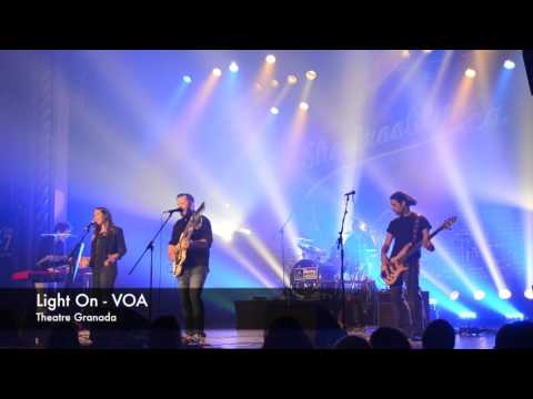Light on live