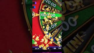 BETTING LOW .60CT BET WIN BIG!🤑 SUPERLOCK WHEEL AT MOHEGAN SUN! #shorts #mohegansun  #slot #casino