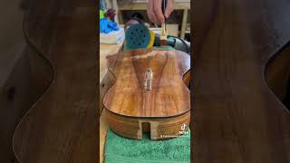 Washcoat of shellac before grain filler #luthier