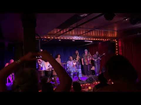 Massamba Diop's Walo Walo band Live